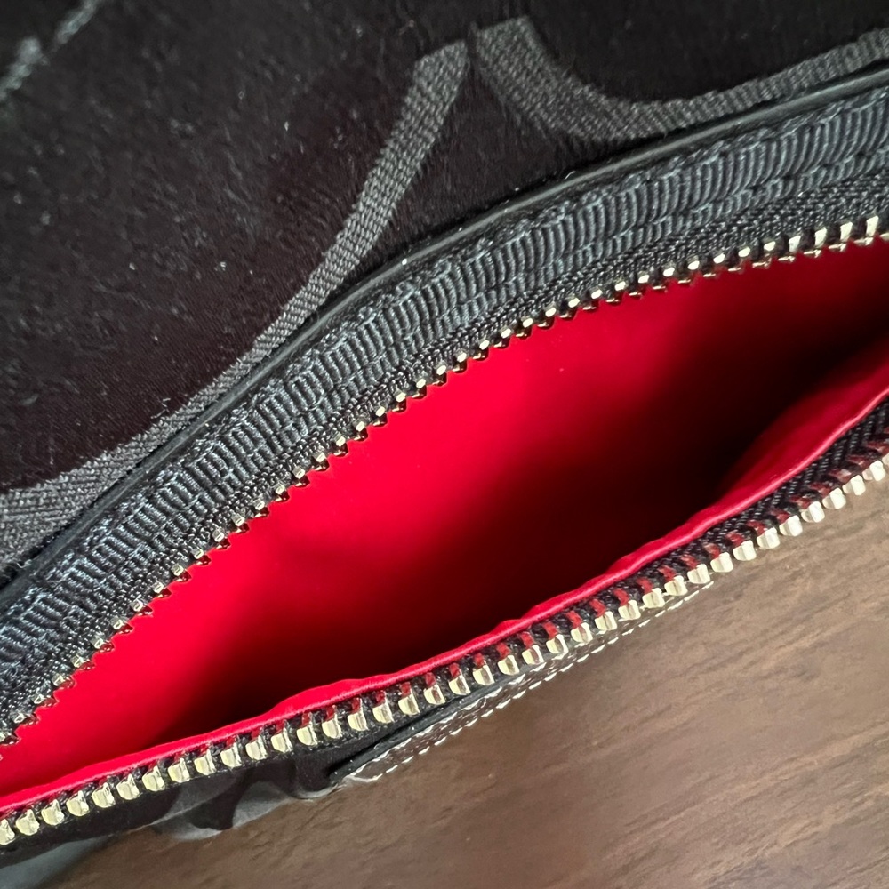 Coach Poppy Tote - Picture 5 of 14